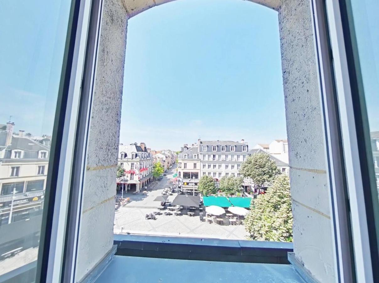 Logement Place D'Erlon Hypercentre Avec Balcon Apartamento Reims Exterior foto