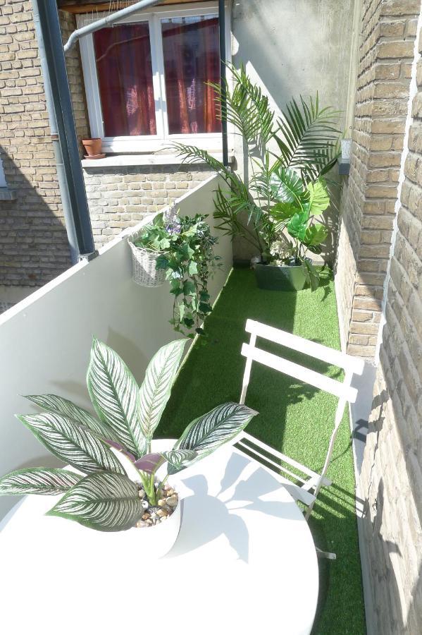 Logement Place D'Erlon Hypercentre Avec Balcon Apartamento Reims Exterior foto