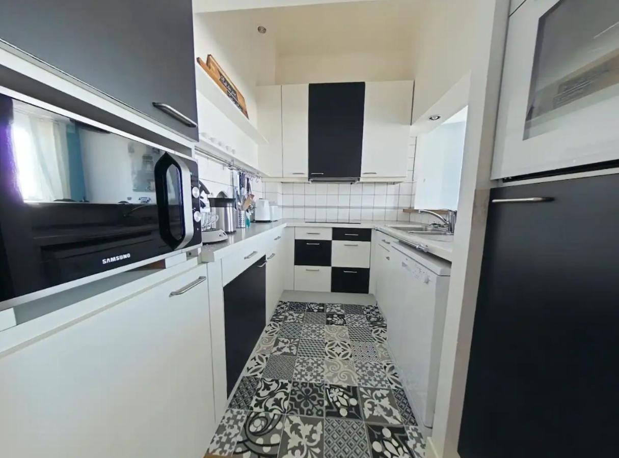 Logement Place D'Erlon Hypercentre Avec Balcon Apartamento Reims Exterior foto