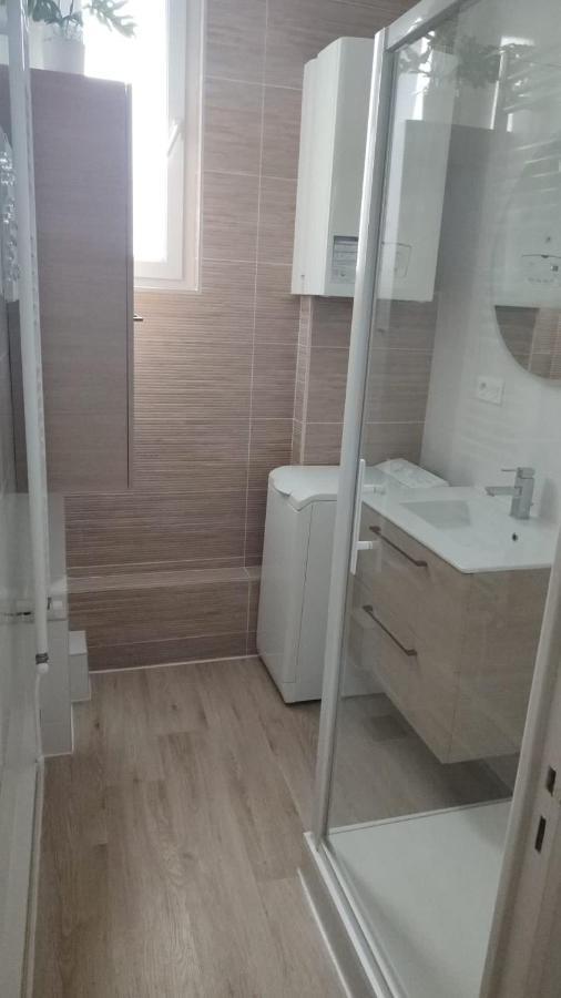 Logement Place D'Erlon Hypercentre Avec Balcon Apartamento Reims Exterior foto